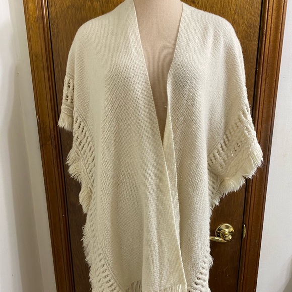 Do everything in love Sweaters - Anthropologie Do Everything in Love Fringe Poncho